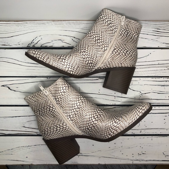 The Limited Shoes - The Limited “Kiki” Snake Print Stacked Block Heel Chelsea Ankle Bootie Size 6.5